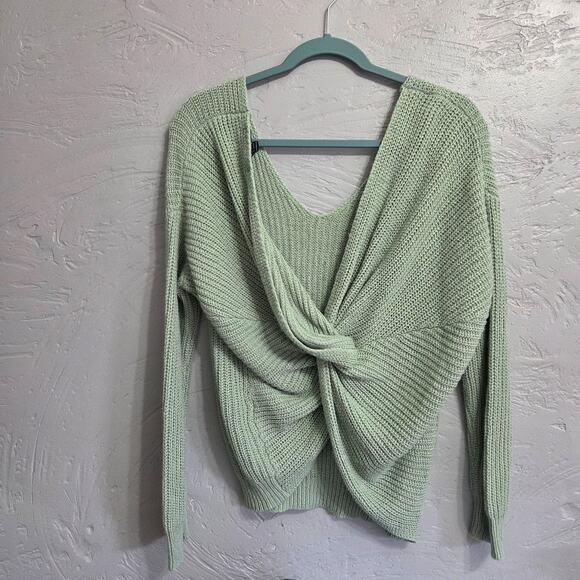 Forever 21 Woman's Light Green Sweater size S crossover back - Picture 1 of 9